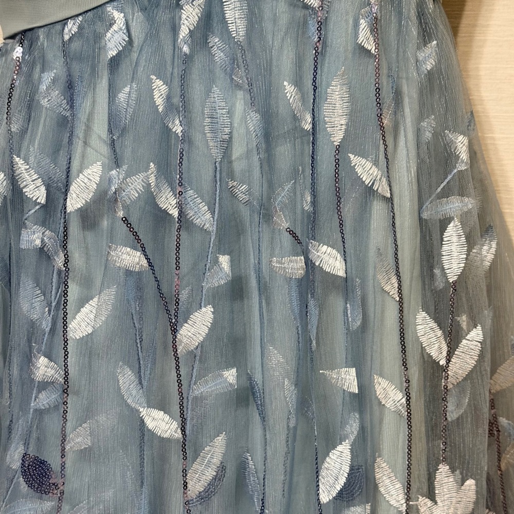 Witness of Love Blue Embroidered Leaf Sequin Tulle Maxi Dress US 16 Flutter - Picture 4 of 7